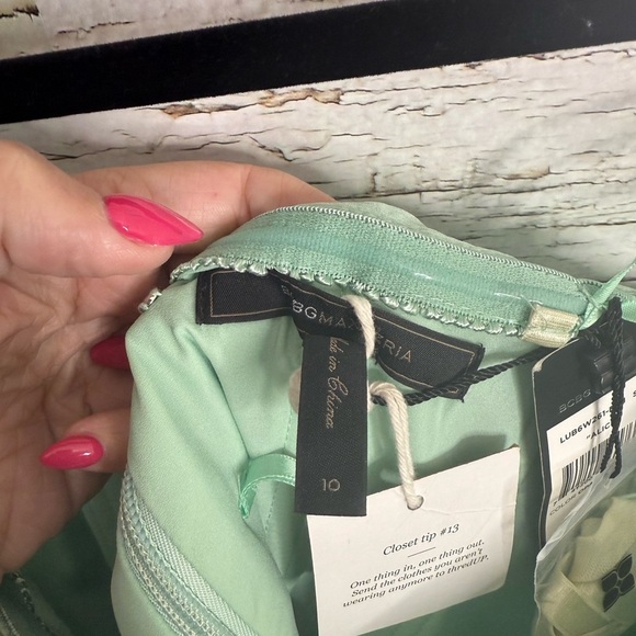 BCBGMAXAZARIA Alicia dress opaline green high low pleated size 10 NWT - Picture 4 of 8